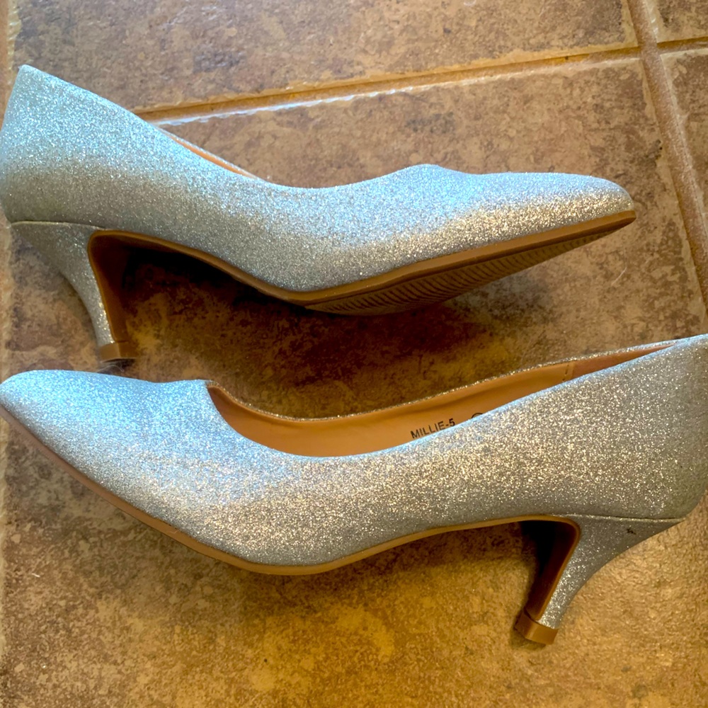 Millie-5 Size7 glitter heels